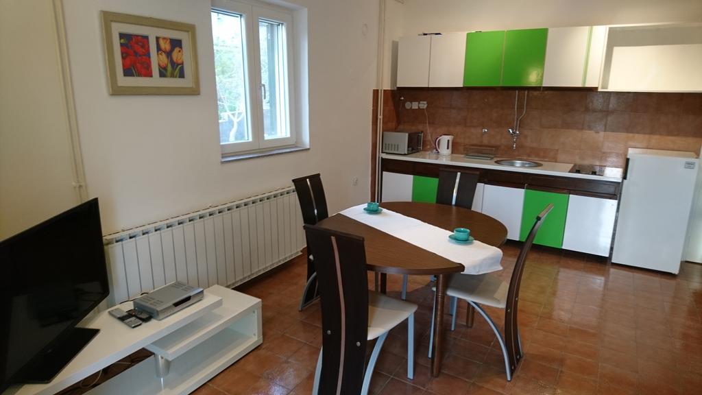 Countryside Family Retreat Apartment Sibenik Exterior photo